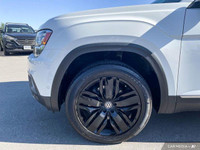 KBB.com 10 Favorite New-for-2018 Cars. Only 42,185 Miles This Volkswagen Atlas delivers a Regular Un... (image 8)
