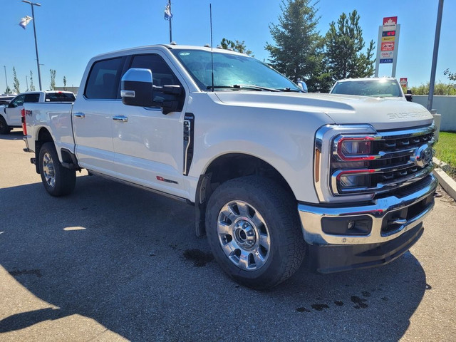 2024 Ford F-350 SUPER DUTY KING RANCH | PANO SUNROOF | FX4 in Cars & Trucks in Strathcona County - Image 3