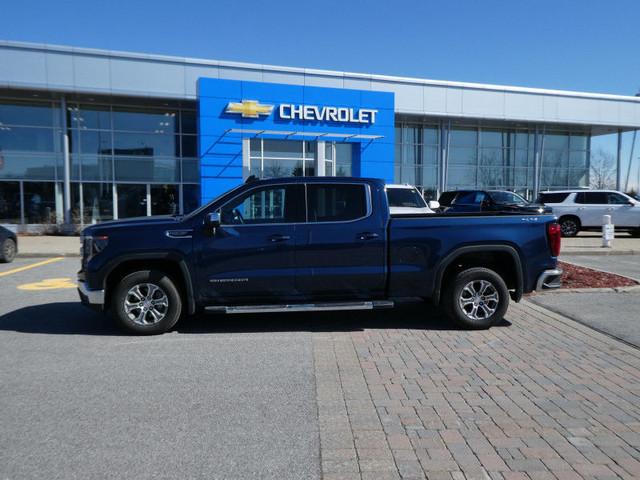 2023 GMC Sierra 1500 SLE - Apple CarPlay - Android Auto dans Autos et camions  à Ottawa - Image 2