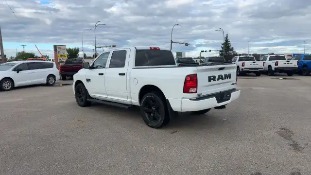 2022 Ram 1500 Classic63860078407425123
