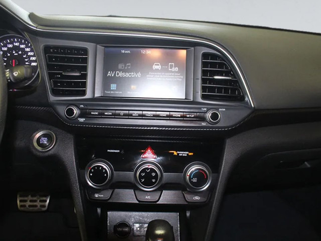 2019 Hyundai Elantra Sport dans Autos et camions  à Ville de Montréal