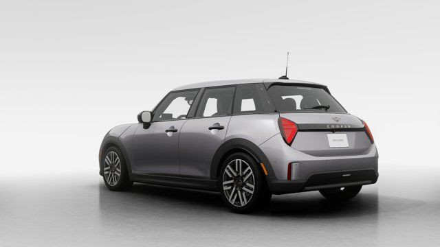 2025 MINI 5 Door Cooper C in Cars & Trucks in Laval / North Shore - Image 2
