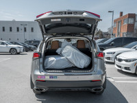 Luxury package, one owner, full service history, lease return.Recent Arrival! Odometer is 20228 kilo... (image 5)