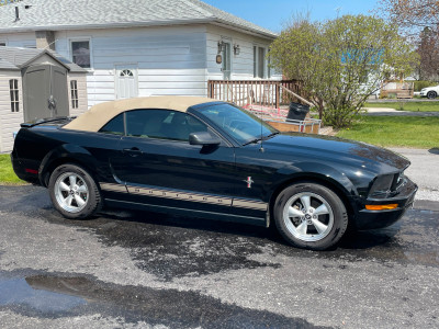 2007 Ford Mustang Convertible 4.0L V6, 5-Speed Automatic