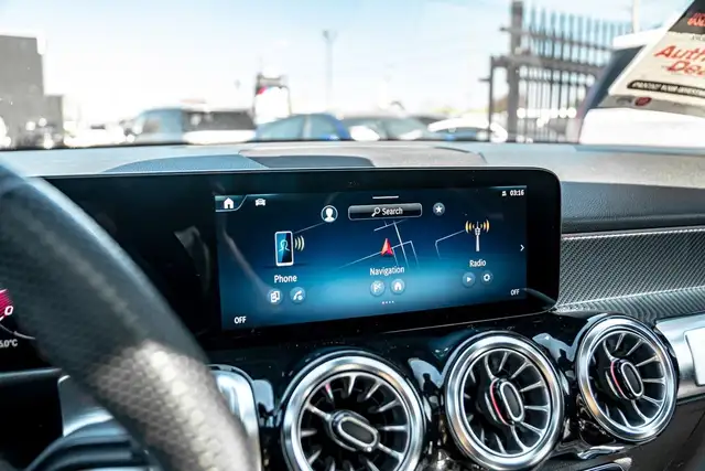 2024 Mercedes-Benz GLB GLB 250 4MATIC |AMG PKG |ONE OWNER|NAVI|P in Cars & Trucks in City of Toronto - Image 26