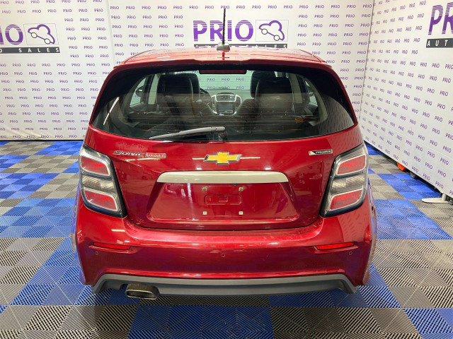 2017 Chevrolet Sonic in Cars & Trucks in Ottawa - Image 4