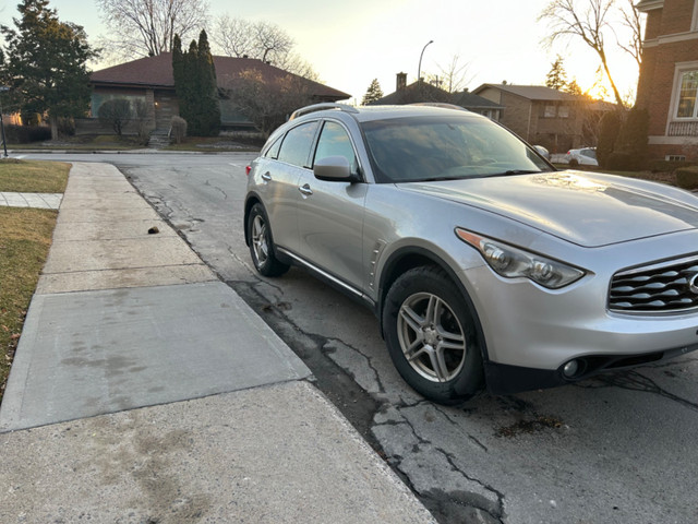 2009 Infiniti FX Premium in Cars & Trucks in City of Montréal - Image 3