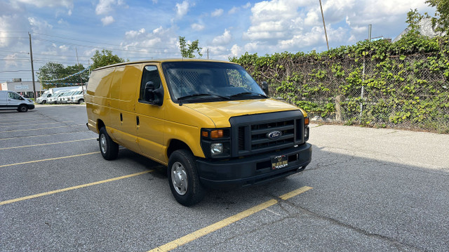2014 Ford Econoline Cargo Van LOW KMS ***** EXTENDED **** EXTEND in Cars & Trucks in City of Toronto - Image 4
