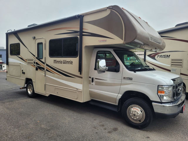 2018 Winnebago 25B , génératrice , solaire in Travel Trailers & Campers in Québec City