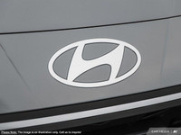 This Hyundai Elantra has a strong Regular Unleaded I-4 2.0 L/122 engine powering this Variable trans... (image 8)
