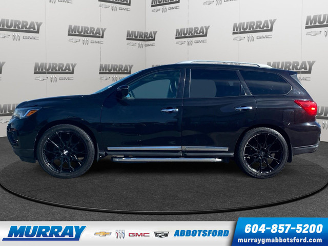 2018 Nissan Pathfinder SV 4WD Platinum | Locally Owned | Navigat in Cars & Trucks in Abbotsford - Image 4