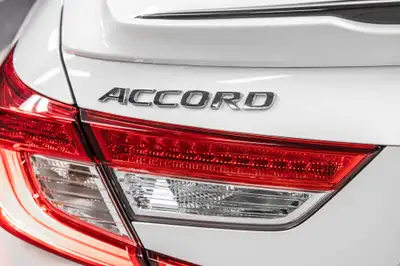 2019 Honda Accord Sedan Touring CVT| Caméra | Toit ouvrant | Car, View more