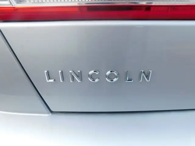 Lincoln MKZ Cuir Mags Sieges Chauffants/Climatisée TRES PROPRE 2 in Cars & Trucks in City of Montréal - Image 11