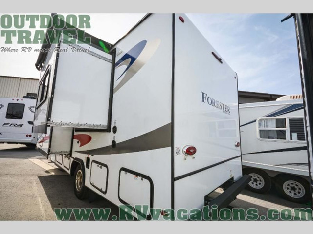 2022 Forest River RV Forester Classic 2441CD Ford in RVs & Motorhomes in Hamilton - Image 4