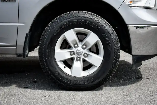 2023 Ram 1500 Classic SLT • POWER SEAT • REAR CAM in Cars & Trucks in Cornwall - Image 9