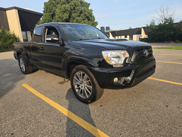 2014 Toyota Tacoma 4X2 Access Cab in Cars & Trucks in City of Toronto - Image 3