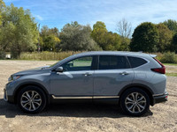 Discover the perfect blend of luxury, reliability, and versatility with this stunning 2020 Honda CR-... (image 2)