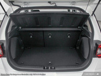 This Hyundai Venue has a strong Regular Unleaded I-4 1.6 L/98 engine powering this Variable transmis... (image 6)