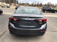 2015 MAZDA 3 GS AUTOMATIC 4 CYL ONLY 139000KM RUNS DRIVES GOOD - IT HAS BODY DAMAGE THAT IS WHY IT P... (image 5)
