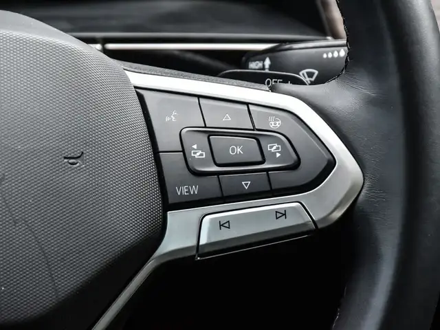 2024 Volkswagen Atlas 2.0 TSI Execline One Owner, No Accident... in Cars & Trucks in Oakville / Halton Region - Image 33