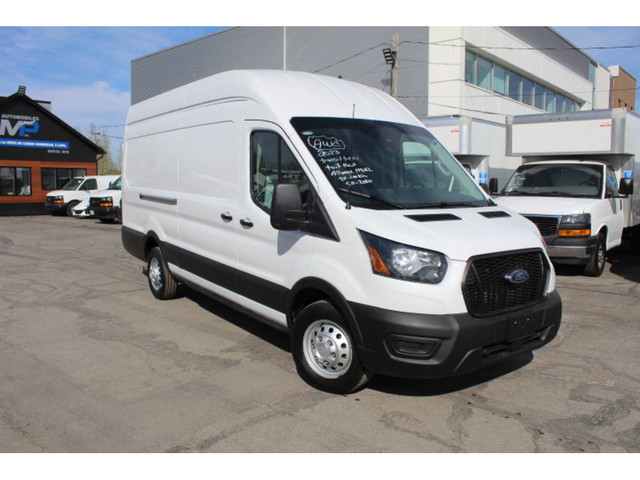 2023 Ford Transit Cargo Van T-250 TOIT HAUT ALLONGÉ 148EL AWD 4X in Cars & Trucks in Laval / North Shore - Image 3
