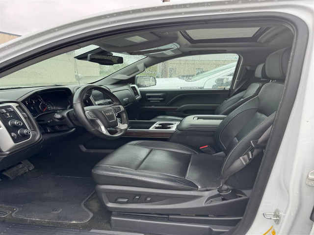 2017 GMC Sierra 1500 SLT. in Cars & Trucks in Norfolk County - Image 3