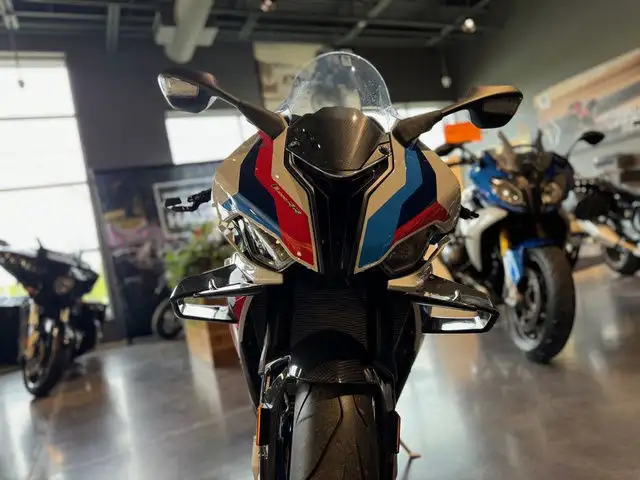 2021 BMW M 1000 RR M RR In Light White/M Motorsport in Street, Cruisers & Choppers in London - Image 5