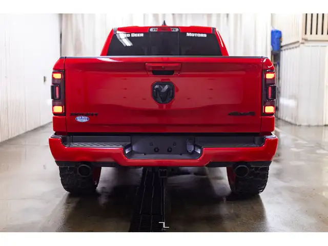 2021 Ram 1500 4x4 Crew Cab Sport Leather Nav Level Kit in Cars & Trucks in Grande Prairie - Image 9