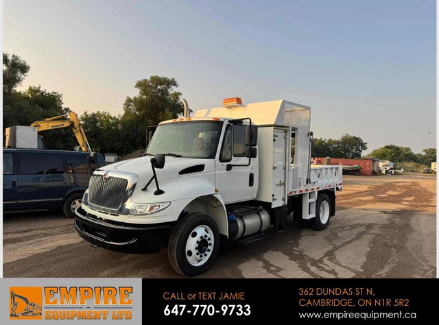 2018 INTERNATIONAL 4300 10FT DUMP TRUCK**LOW KM**G LICENSE** in Heavy Trucks in Cambridge