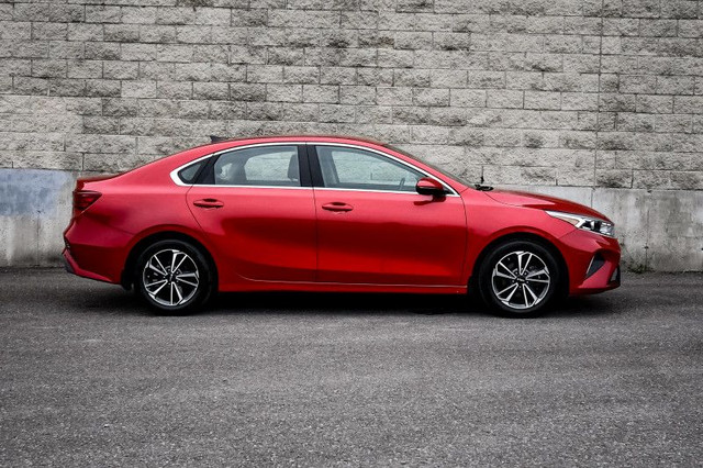 2022 Kia Forte EX • REAR CAM • CP/AA • WIRELESS CHARGING in Cars & Trucks in Cornwall - Image 2