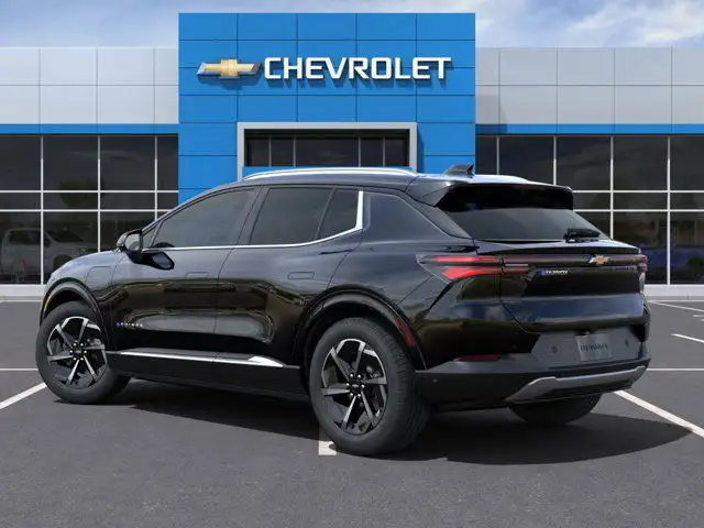 2025 Chevrolet Equinox EV LT in Cars & Trucks in Gatineau - Image 4