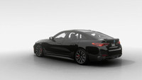 Découvrez la *2025 BMW i4 eDrive40*, la première Gran Coupé entièrement électrique, qui allie dynami... (image 1)
