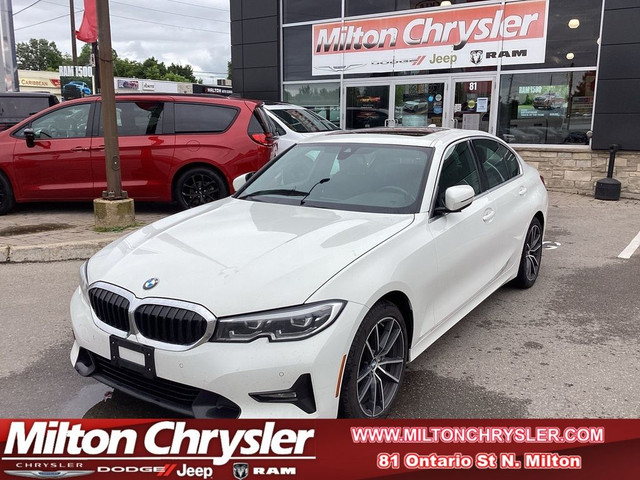 2022 BMW 3 Series 330i xDrive| leather| sunroof in Cars & Trucks in Oakville / Halton Region