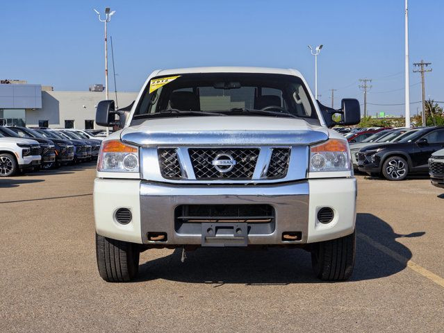 2012 Nissan Titan SV 4WD 5.6L in Cars & Trucks in Edmonton - Image 3