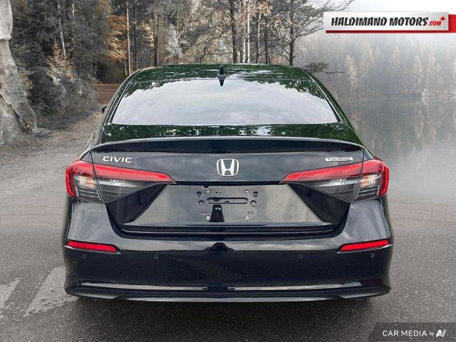 2023 Honda Civic Sedan Touring in Cars & Trucks in Hamilton - Image 4