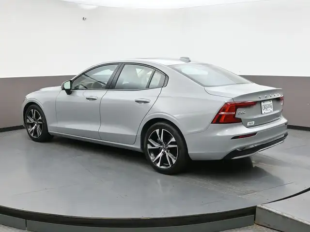 2024 Volvo S60 B5 B5 CORE SUNROOF, NAVIGATION, HEATED POWER SEAT in Cars & Trucks in City of Halifax - Image 29