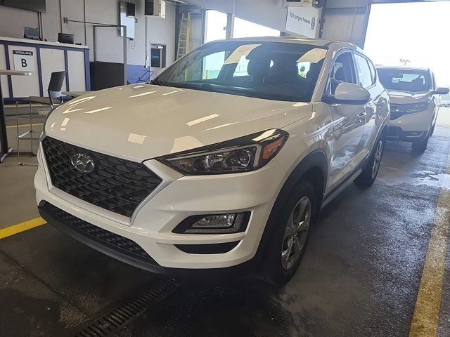 2020 Hyundai Tucson Essential AWD | Heated Seats | CarPlay + in Cars & Trucks in Guelph