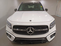 Smart Device Integration,HD Radio,Tires - Front Performance,Satellite Radio,Requires Subscription,Tu... (image 2)