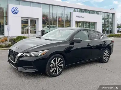 This Nissan Sentra boasts a Regular Unleaded I-4 2.0 L/122 engine powering this Variable transmissio...
