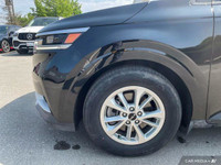 This Kia Carnival boasts a Regular Unleaded V-6 3.5 L/212 engine powering this Automatic transmissio... (image 8)
