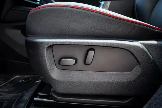 2023 Buick Envision Essence • HEATED LEATHER • POWER LIFTGATE in Cars & Trucks in Ottawa - Image 31