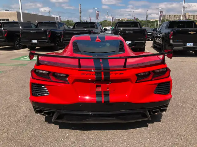 Z51|3LT| coupe 2020 Chevrolet Corvette 3LT dans Autos et camions dans London - Image 8