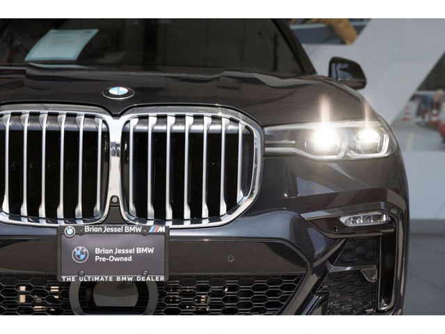 2019 BMW X7 xDrive40i in Cars & Trucks in Vancouver - Image 4