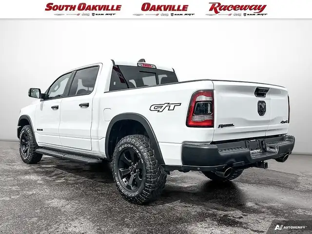 2024 Ram 1500 REBEL NIGHT CREW CAB | CARPLAY | SUNROOF | LOW KMS in Cars & Trucks in Oakville / Halton Region - Image 5