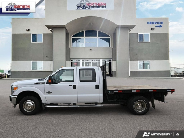 2012 Ford F-350 XLT CREW CAB 4X4 POWERSTROKE DIESEL FLAT DECK in Cars & Trucks in Edmonton - Image 3