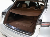 Bold and refined, this 2020 Porsche Cayenne with the Premium Plus and Sport Design Packages and deli... (image 9)