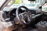 // ACCIDENT FREE!! // // SINGLE OWNER! // Experience the reliability and capability of the 2022 Chev... (image 8)