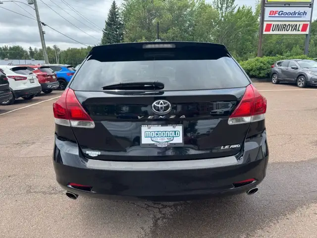 2016 Toyota Venza - $239 B/W in Cars & Trucks in Moncton - Image 7