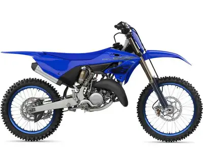 YAMAHA YZ125 2024 La YZ125 véritable machine de motocross a soif de compétition. Sans conteste c’est...