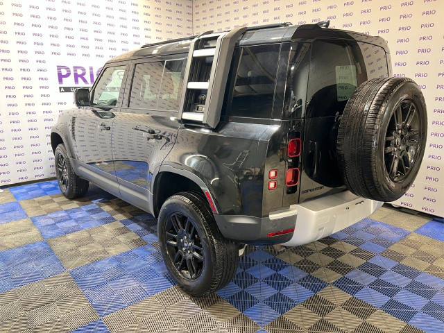 2021 Land Rover Defender in Cars & Trucks in Ottawa - Image 3